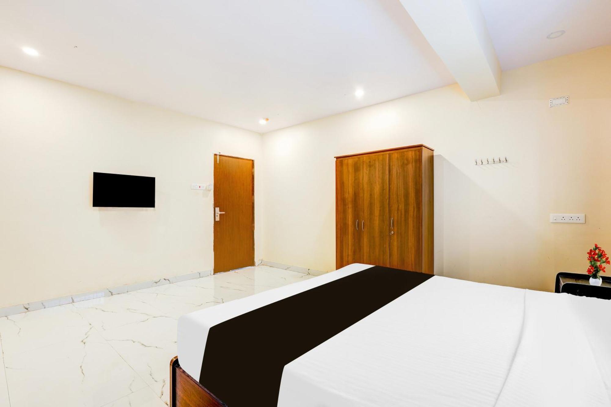 Hotel Townhouse Pendurthi Visakhapatnam Sabbavaram Esterno foto